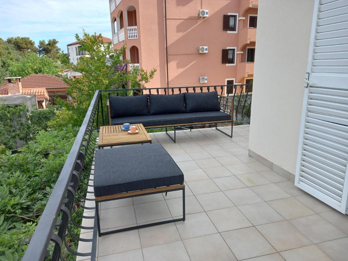 Apartman Noni Biograd na Moru Esterno foto