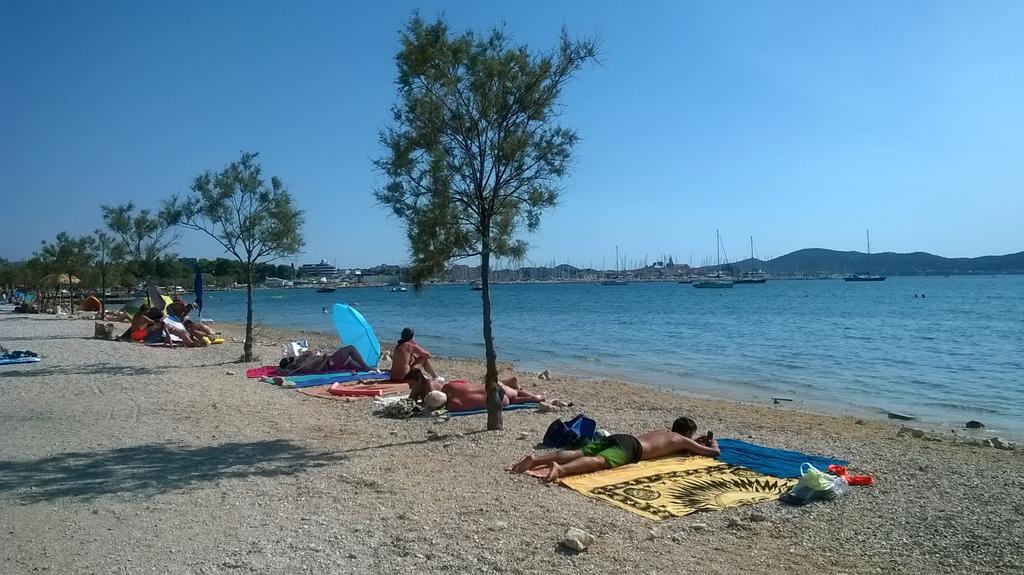 Apartman Noni Biograd na Moru Esterno foto